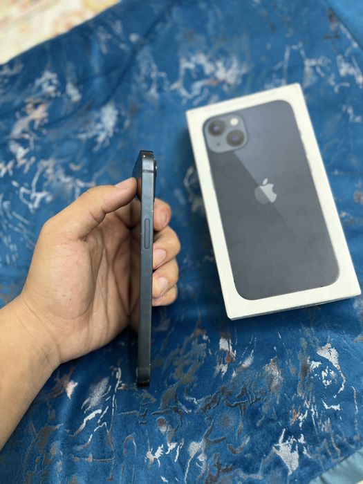 Айфон 13 128гб.