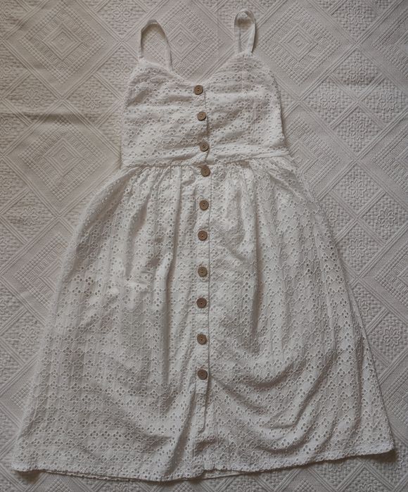 Rochie alba mărimea S de vara  cu nasturi, din bumbac, impecabila