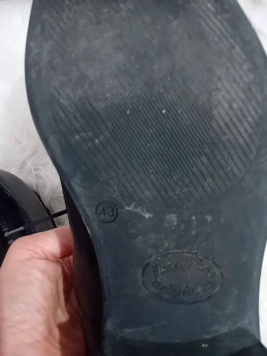 Pantofi din piele, barbatesti.