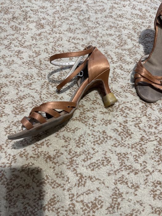 Туфли для танцев, ращмер 37