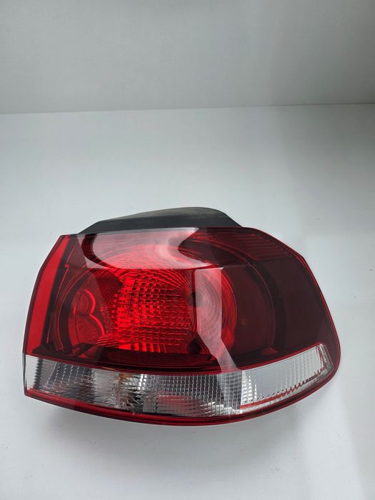 Десен стоп Vw Golf 6