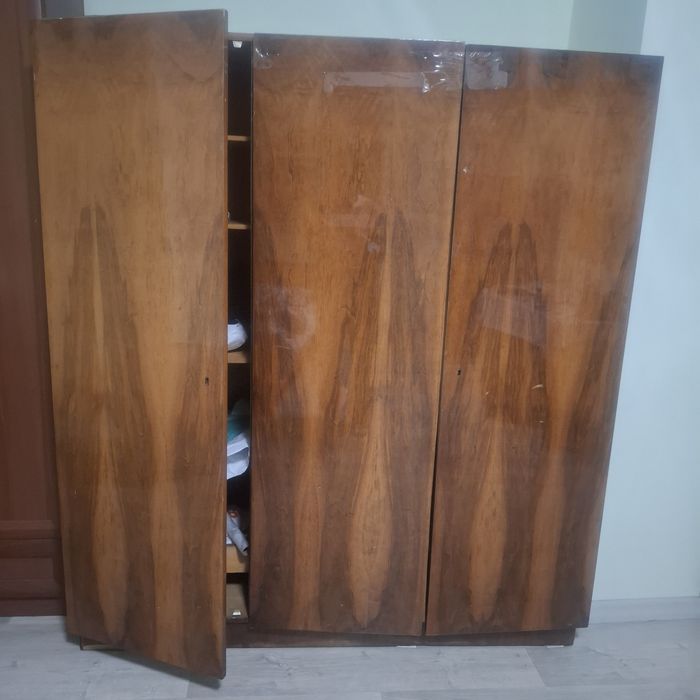 Шкаф шифоньер шкав