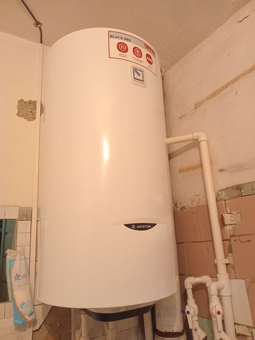 Продам водонагреватель