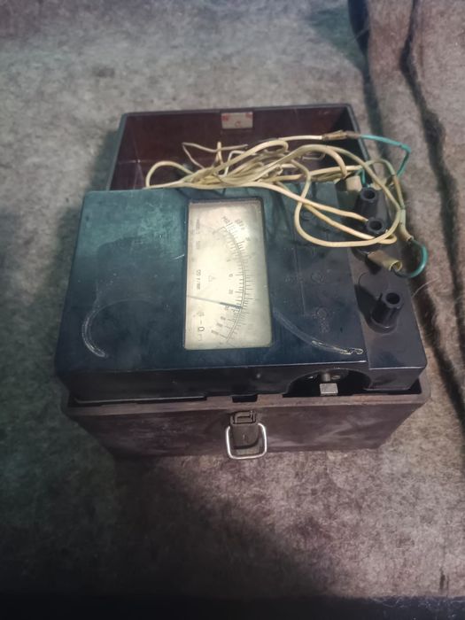 Продам вольтметр