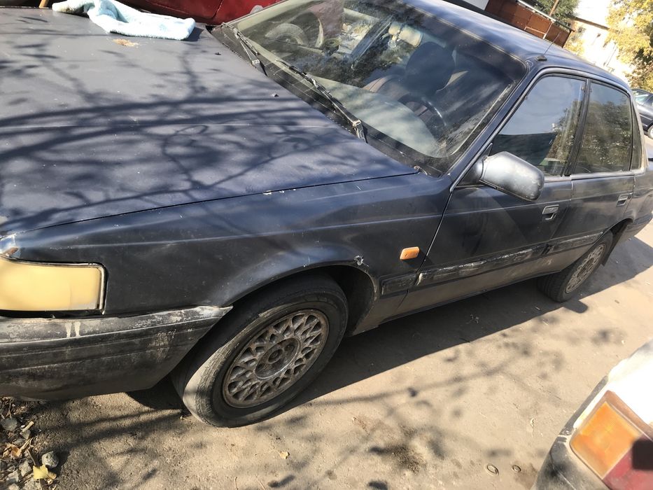 Mazda 626, 1988