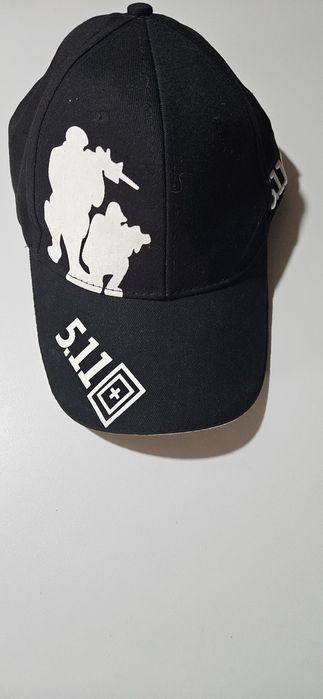 Шапка с козирка - бейзболна