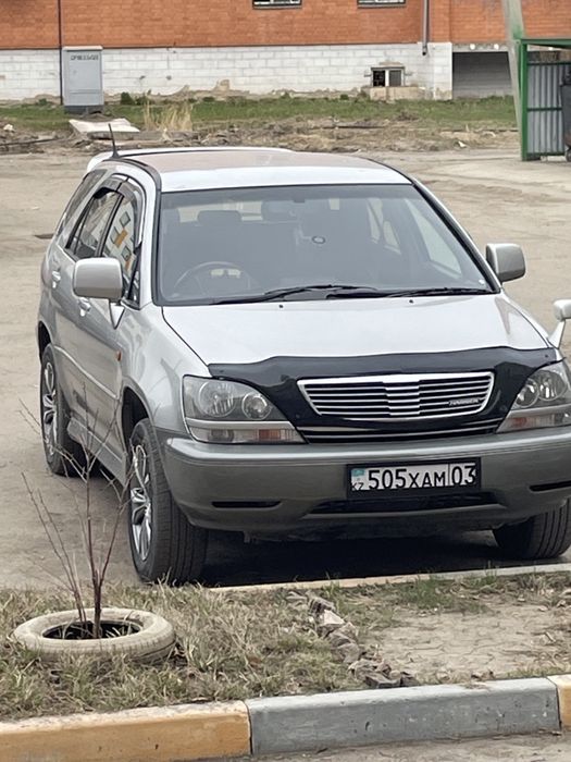 Продам Тойота Харриер