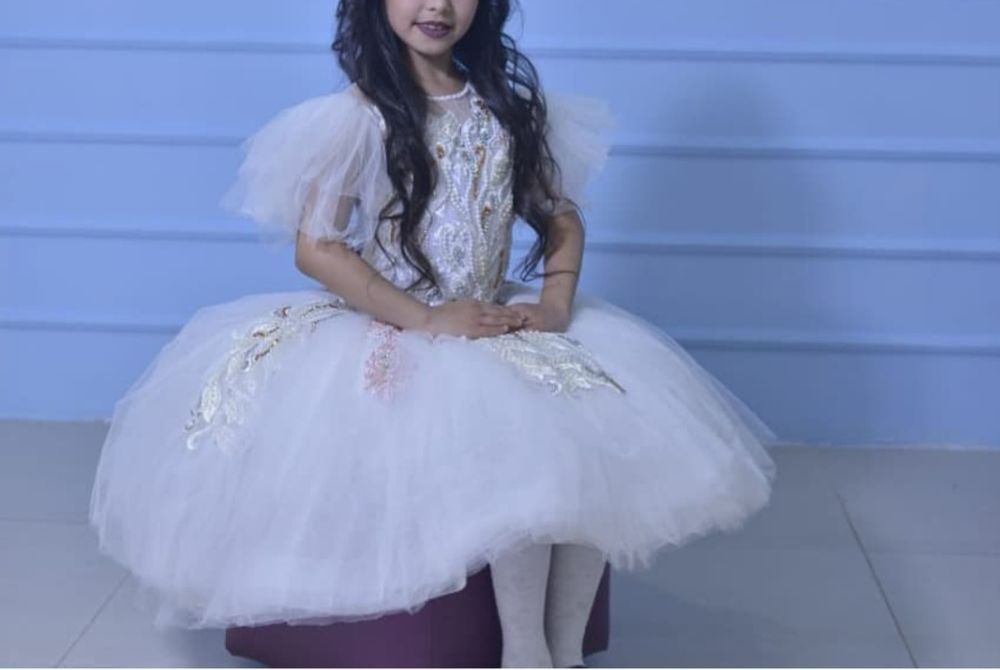 Продам платье для девочек