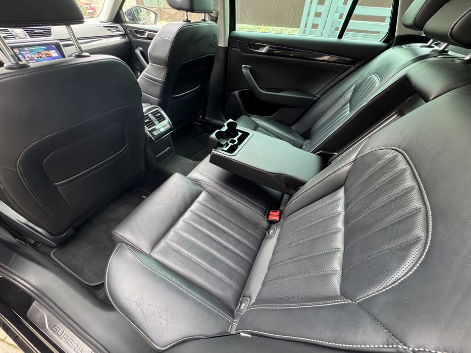 Skoda Superb /LAURIN&KLEMENT /4x4 200cp/Distronic/Rate