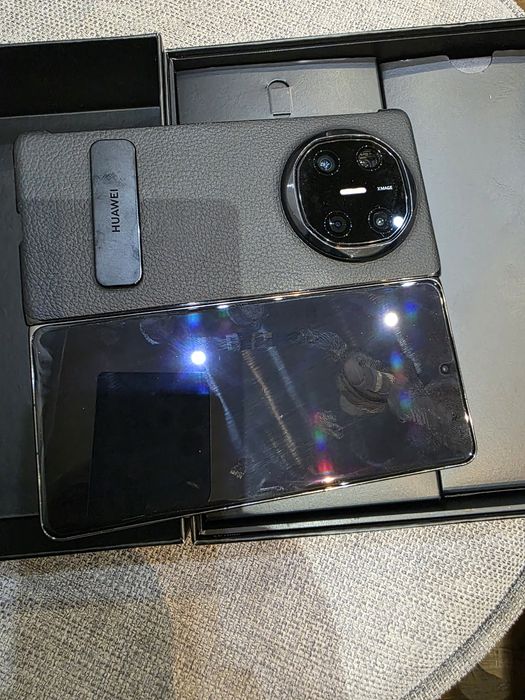 Huawei  mate  X6