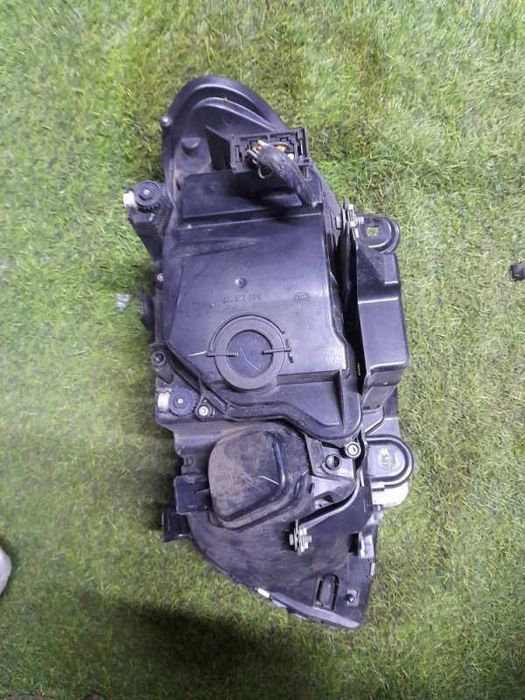 Фара BMW X5 E53 Рейстайлинг