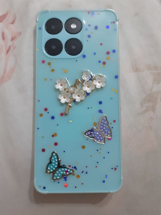 Honor x6a sotiladi ayol kishi ishlatgan akuratni karobka dok