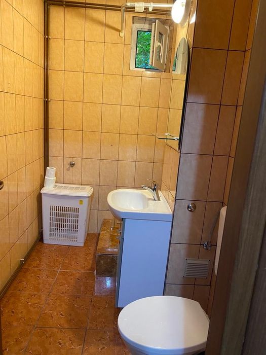 Închiriez apartament 2 camere decomandat Gruia