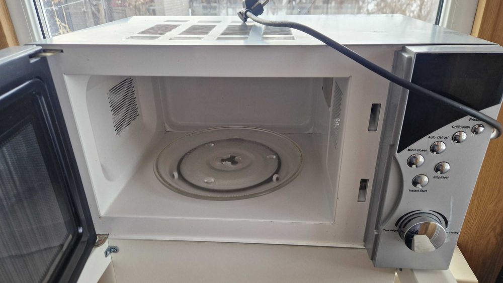 Печь микроволновая