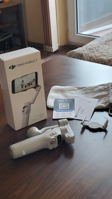 DJI Osmo Mobile 7