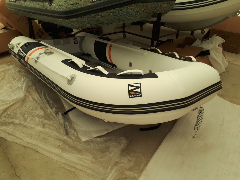 Нови надуваеми лодки с алуминиево дъно - Zander BD330P
