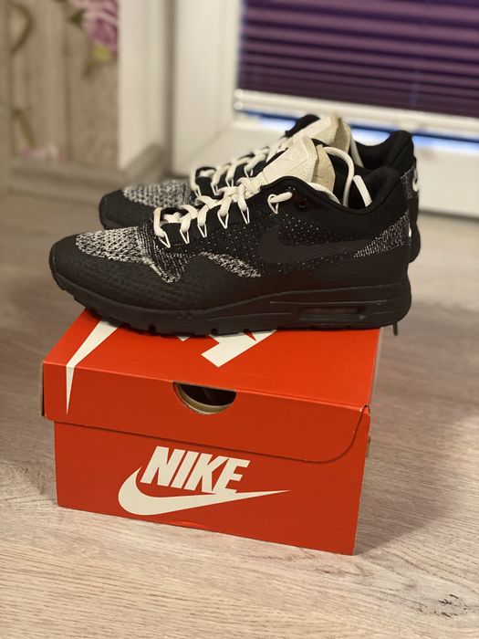 Дамски маратонки Nike Air