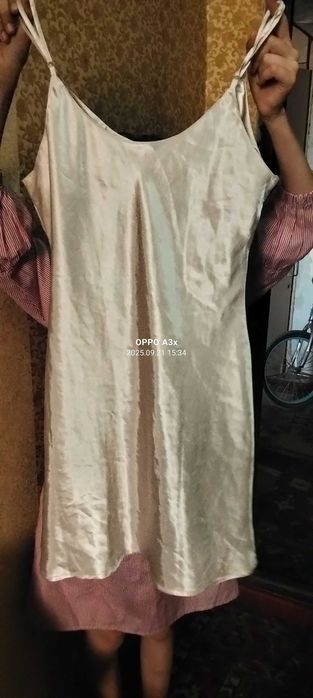 Аеллар киимлар :ночнушка,кофта зимняя,штон