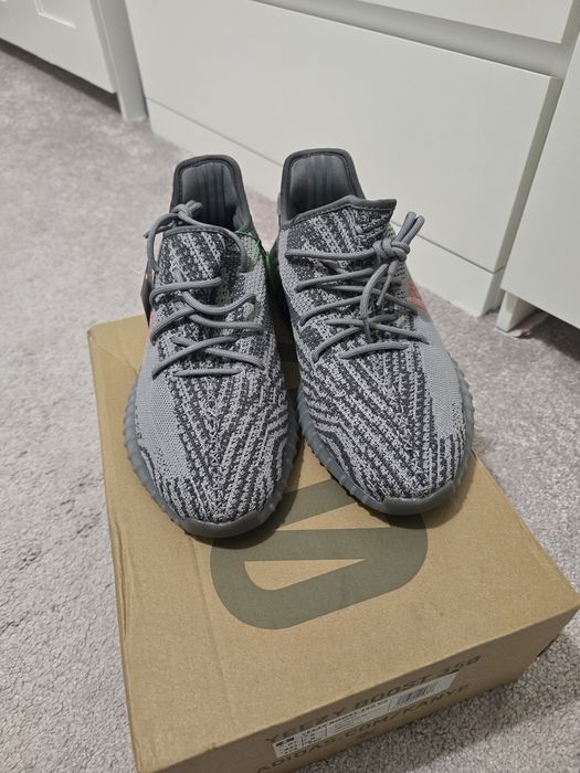 Yeezy  boost  350