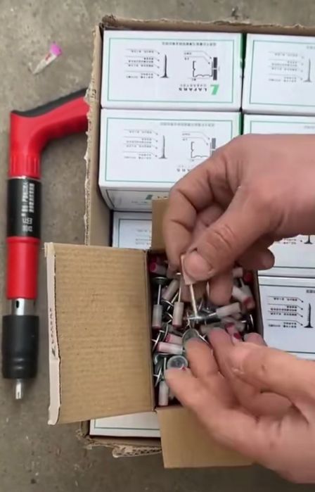 Продам дюбель гвоздь пороховой