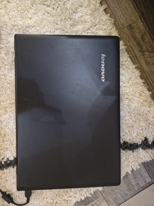 Лаптопи Lenovo idepad 300 и DELL Inspiron 3737