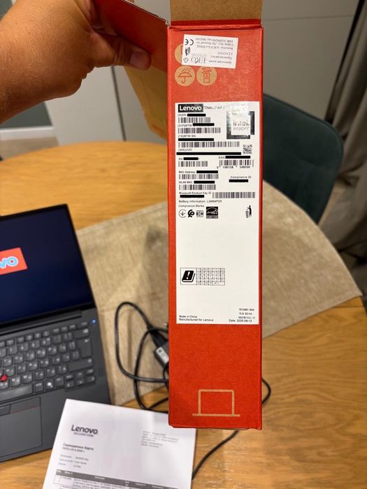 Продавам като нов Лаптоп ThinkPad E14 Gen 7 - 14" В ГАРАНЦИЯ Intel Core 5 210H (8-ядрен), 16GB DDR5, Intel Graphics, 1TB PCIe SSD, Windows 11 Home