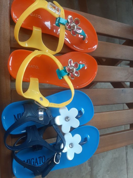 Sandale 30 si 31 noi