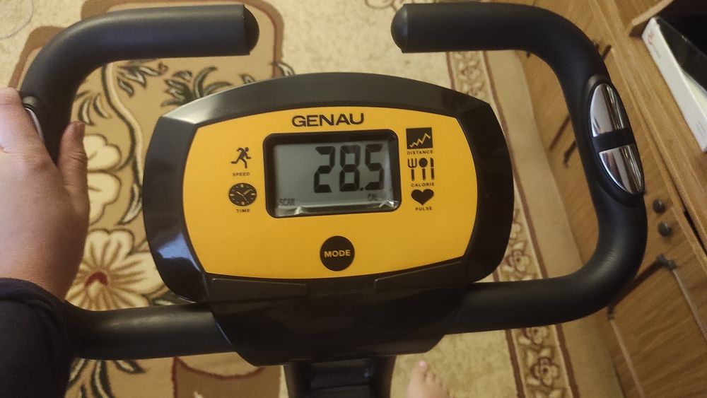 Велотренажёр от Genau