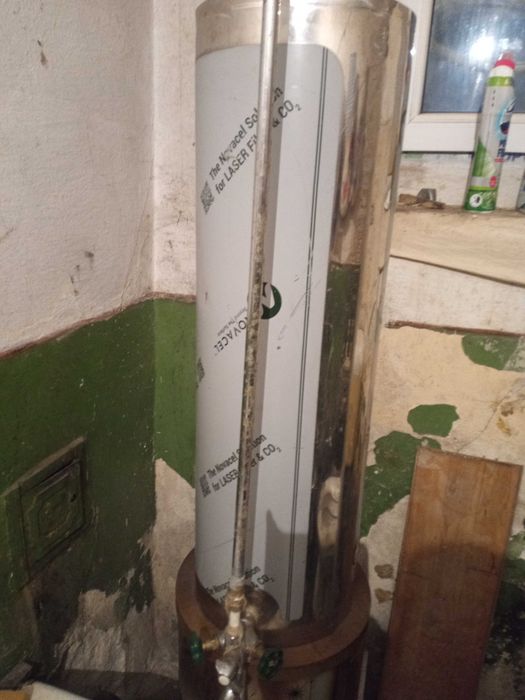 Vând boiler pe lemne