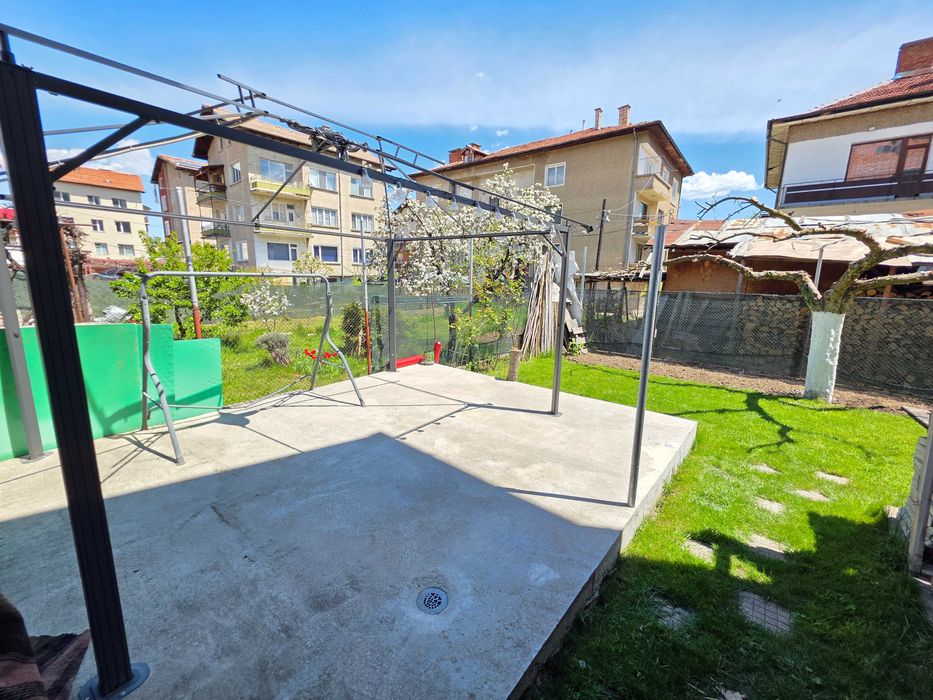 Продава се Четиристаен апартамент в Велинград - 104 кв.м за 589 €/кв.м - Снимка #12
