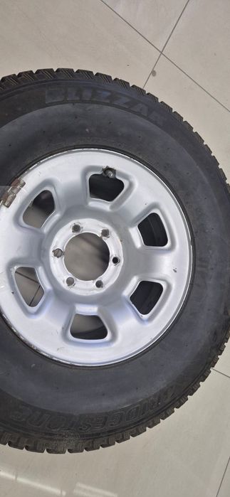 Продам колеса .Зимняя резина