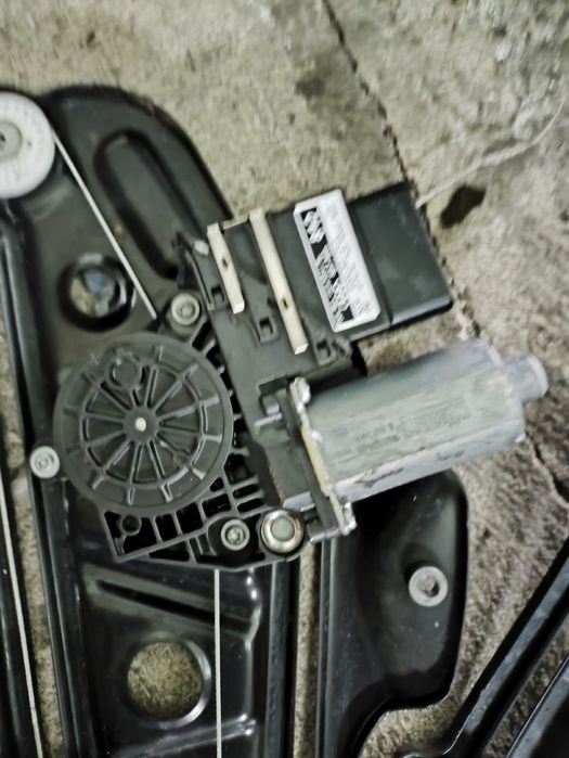 Заден юеханизъм за стъкло за Audi A3 8p кабрио