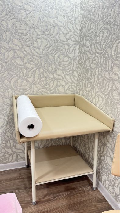 Пеленальный столик