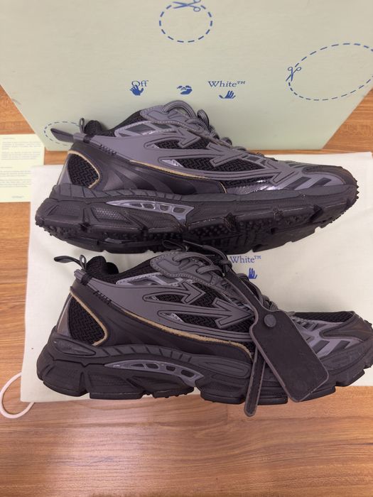 Off White Be Right Back