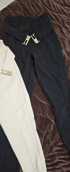 Само черния Sara Sweidan, панталон, XS размери