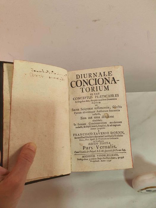 Acatistier Carte religioasa 1759–carte VECHIME 250 ANI–PIELE originala