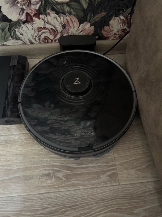 Робот пылесос  Roborok