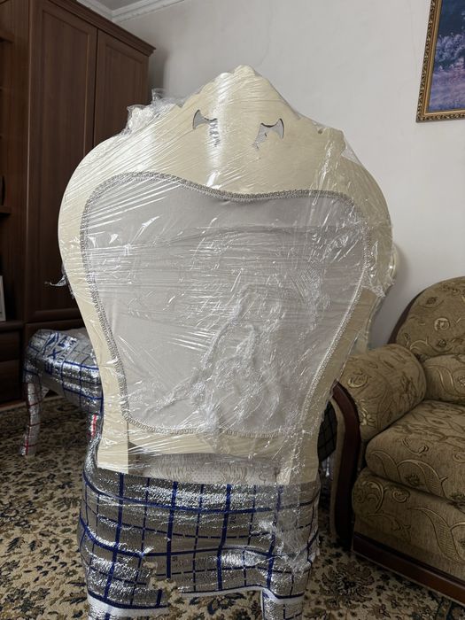 Срочно продам стулья