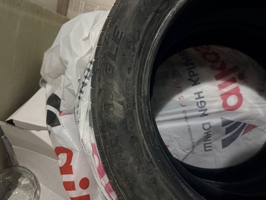 Продам летние шины 215/55/17