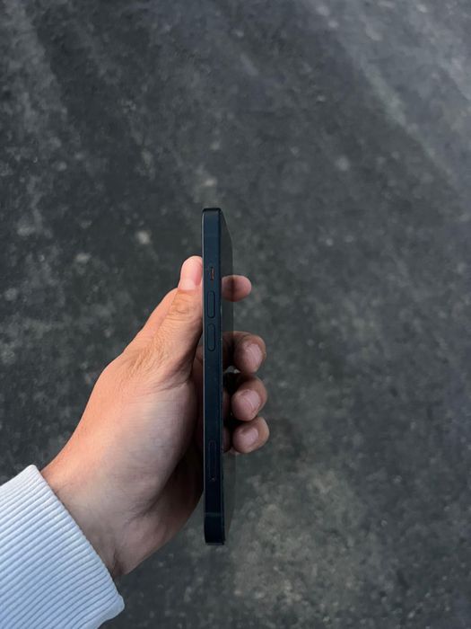 Vand/Schimb iPhone 14.