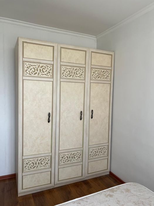 Срочно продам спальный гарнитур
