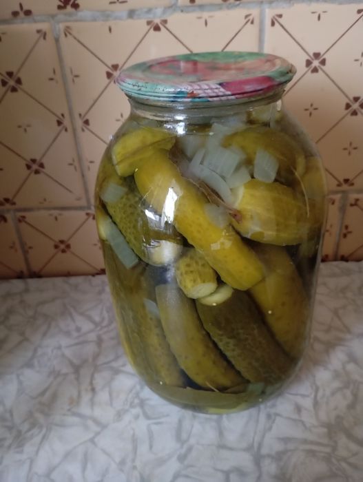 Продаю соленые огурцы