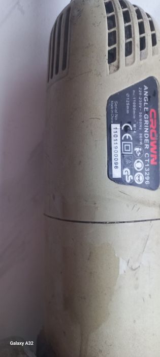 Болгарка crown 860 ватт 125 диск