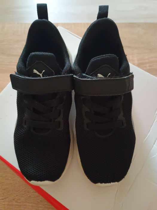 Маратонки Puma .