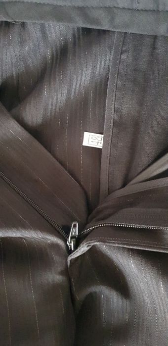 Мъжки костюм с риза вратовръзка