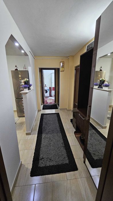 Proprietar închiriez apartament 2 camere (decomandat) pe str. Telița, sector 5, București