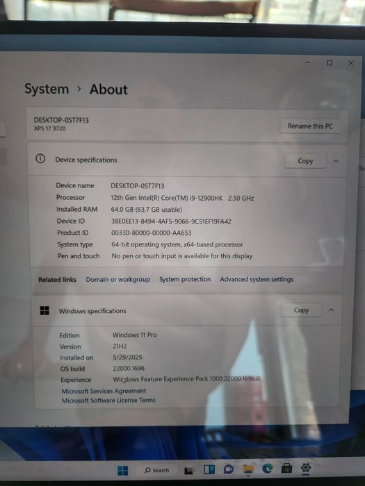 Laptop Dell xps 17 9720 i9 64 gb rami