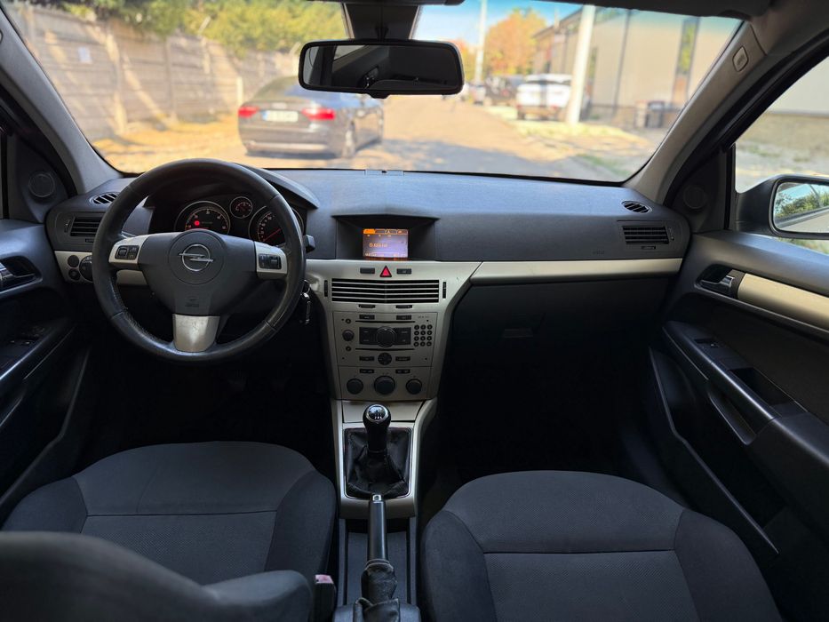 Opel Astra H 2008