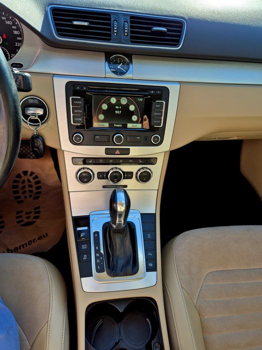 Volkswagen Passat Hinghline BlueMotion  Euro 5 2012