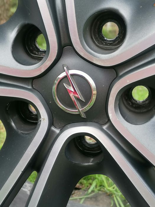 Продавам 4бр. 19" джанти от Опел Зафира  Тоурер с незначителни забележ